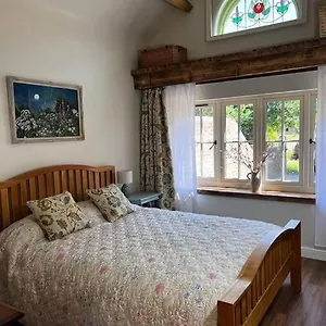 https://little-syke.yorkshirehotels.net