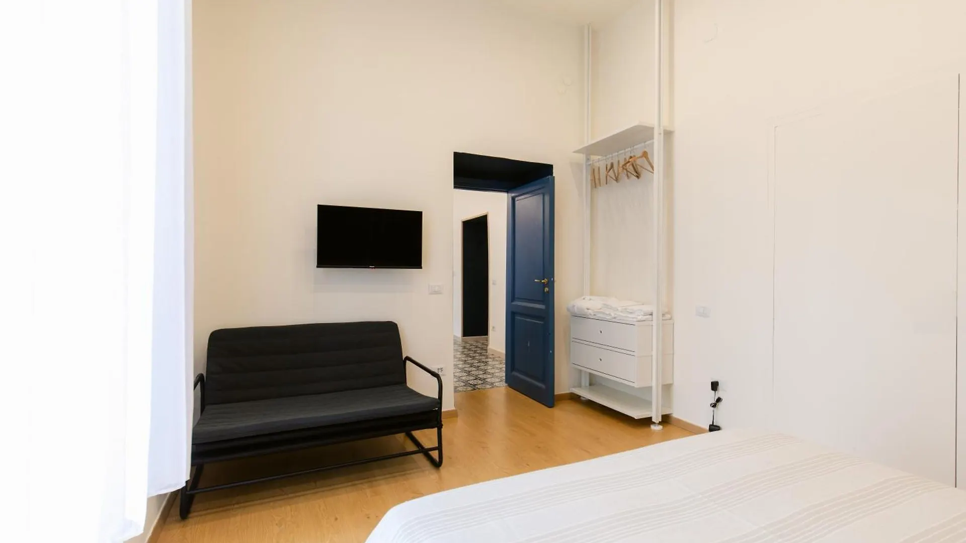 Calaba Chiaia Apartment Naples 0*,  Italy