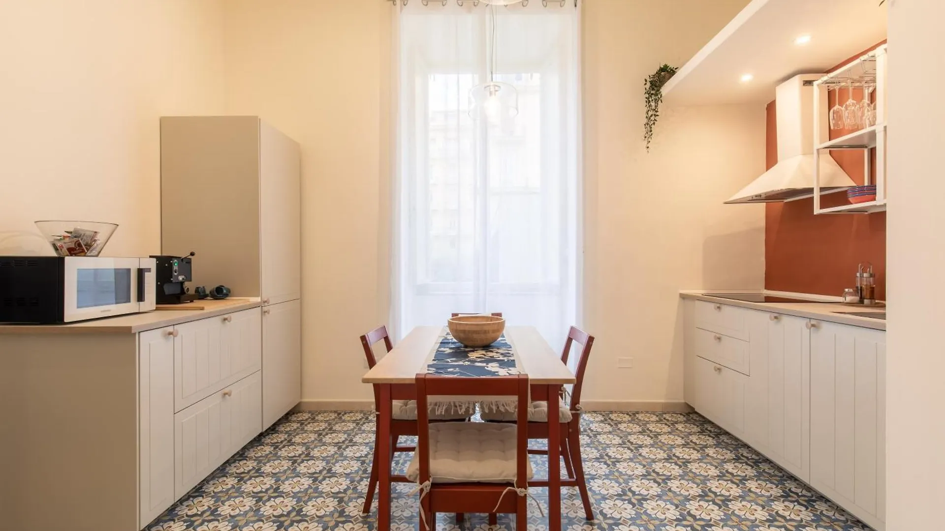 Calaba Chiaia Apartment Naples 0*,  Italy