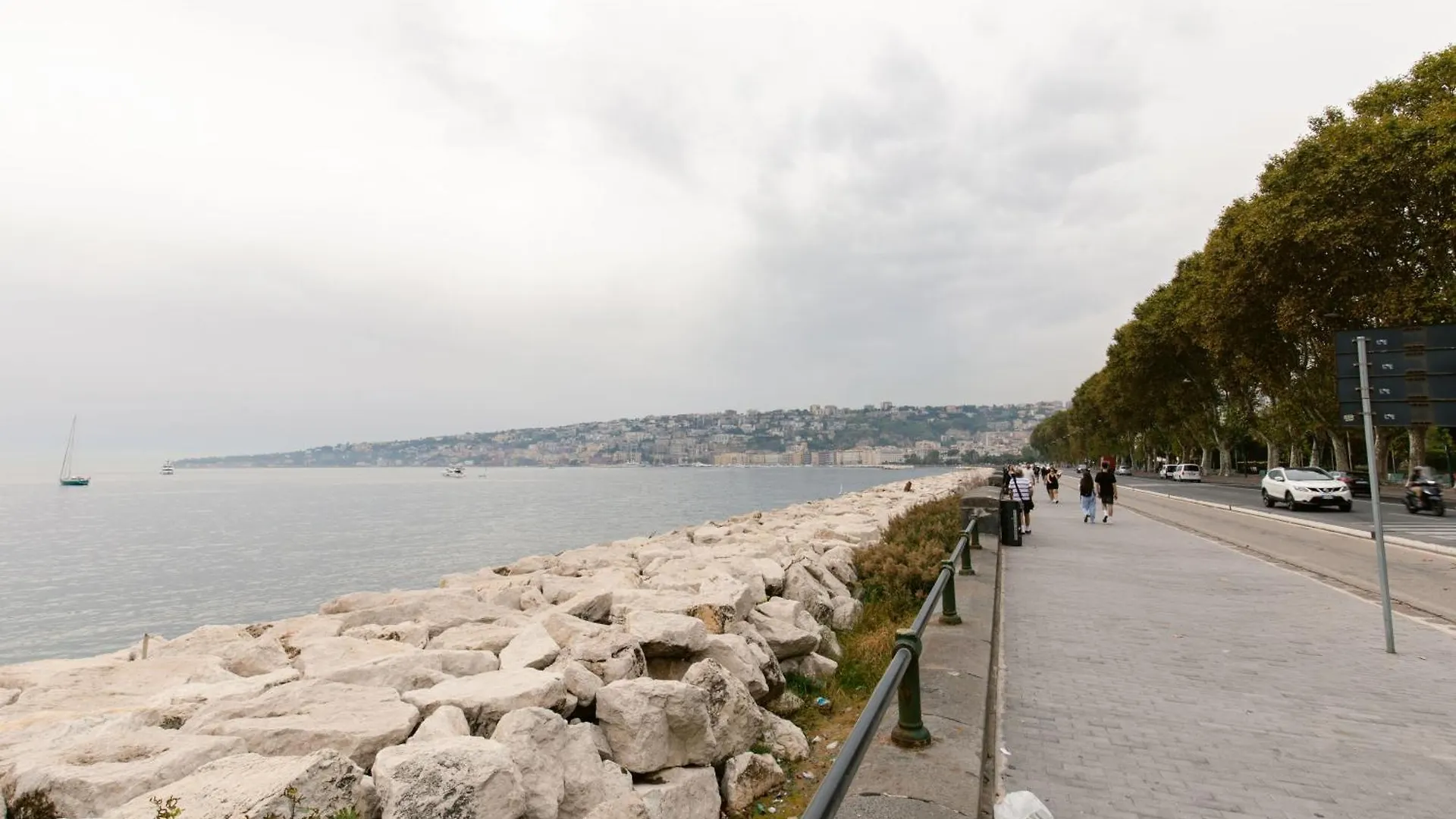 Calaba Chiaia Apartment Naples