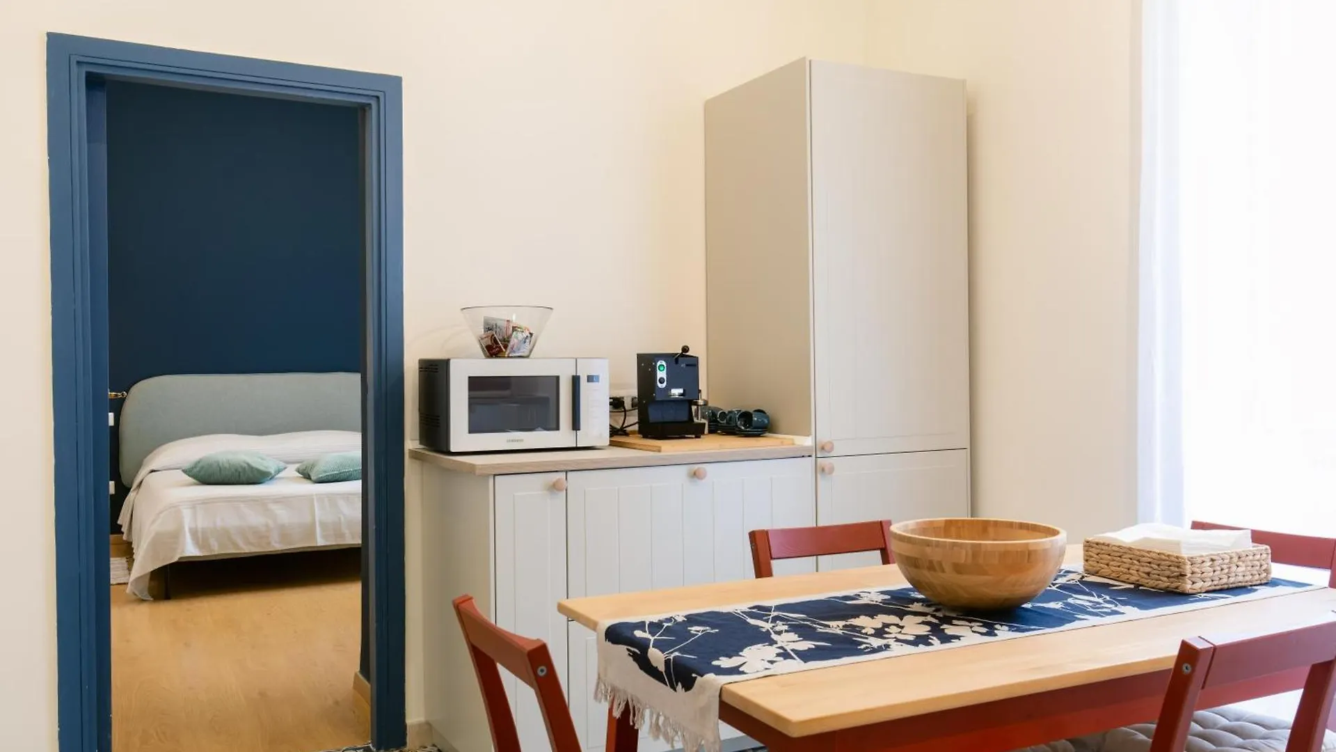 Calaba Chiaia Apartment Naples 0*,