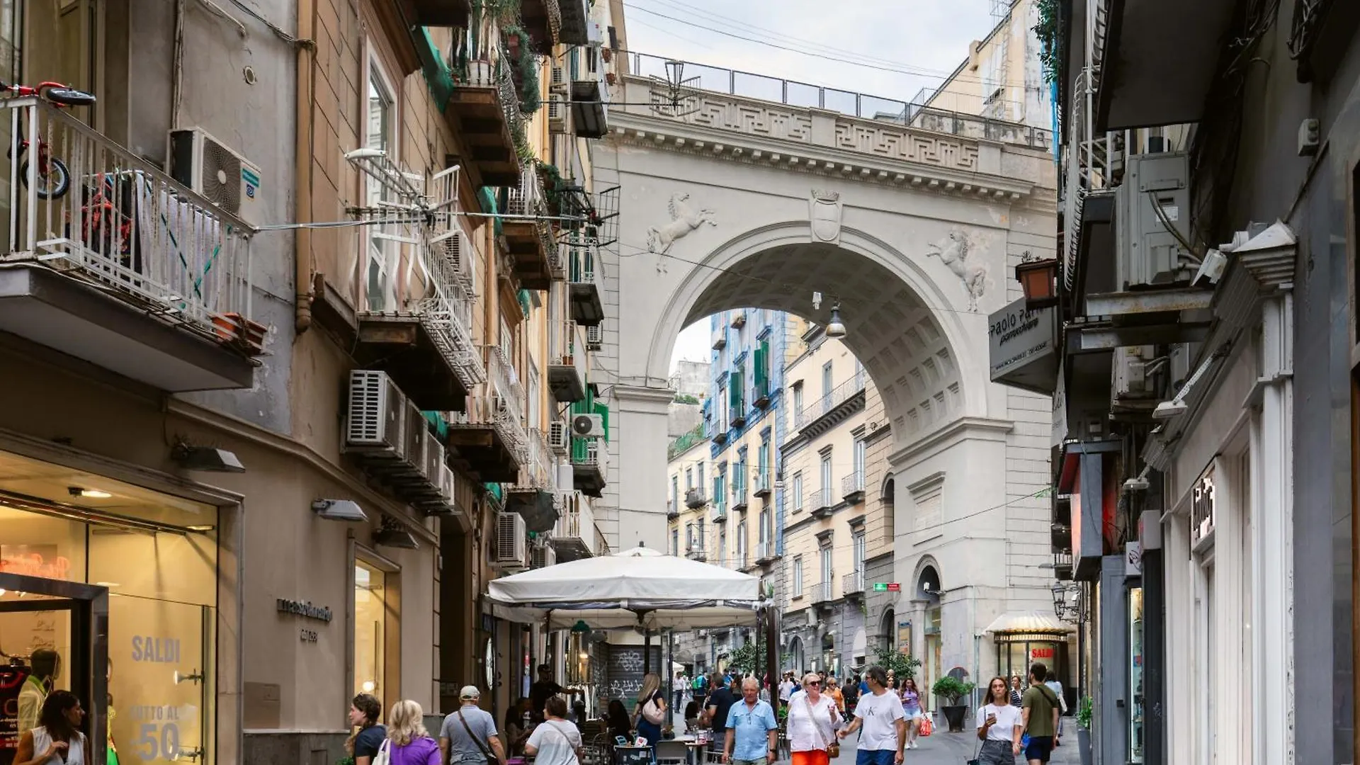 Calaba Chiaia Apartment Naples